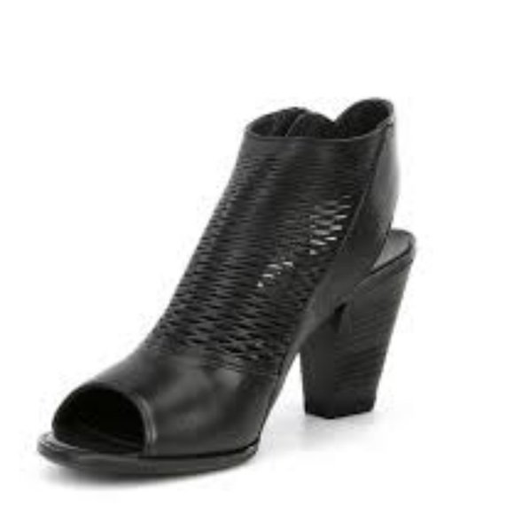 Paul Green Willow Peep Toe Sandal - Picture 2 of 8